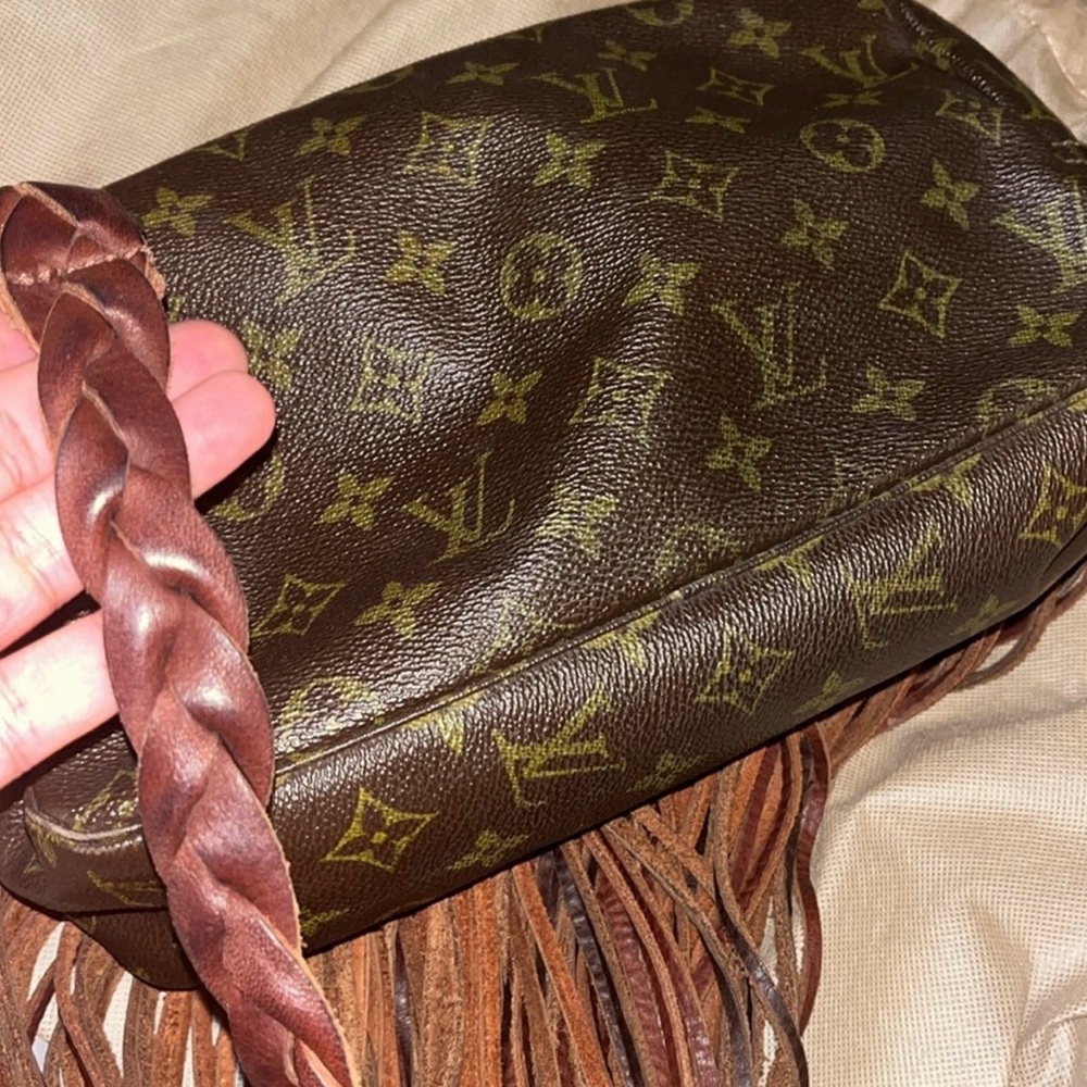 Louis Vuitton Monogram Leather Bag